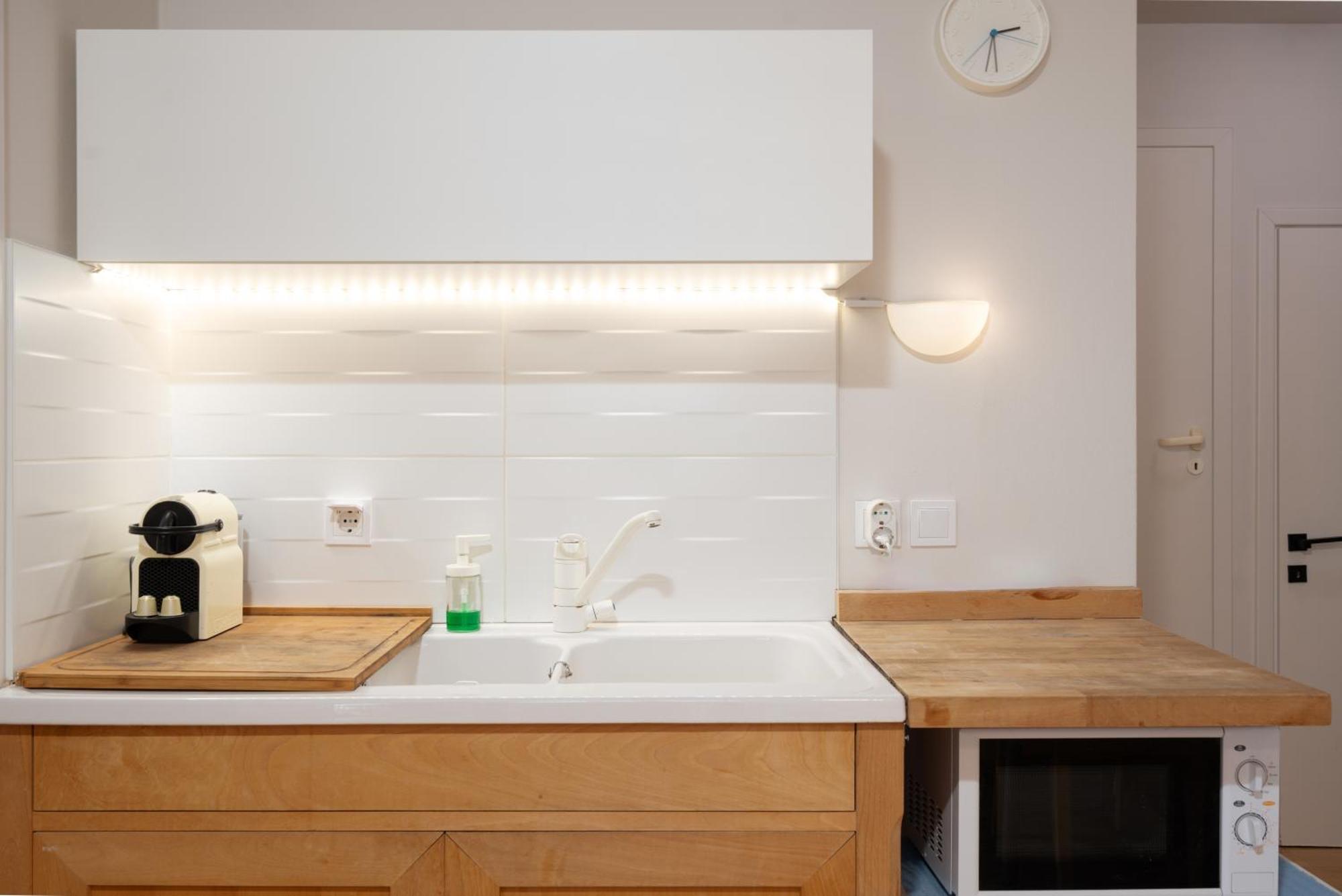 Bright, Cosy Studio Close To Glyfada Beach & Center 雅典 外观 照片